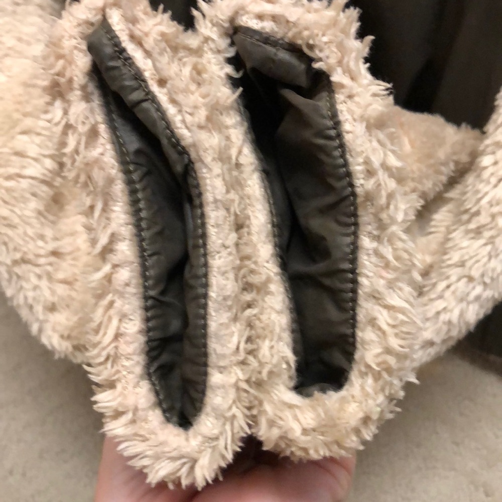 Women’s Patagonia zip up jacket - Picture 3 of 5